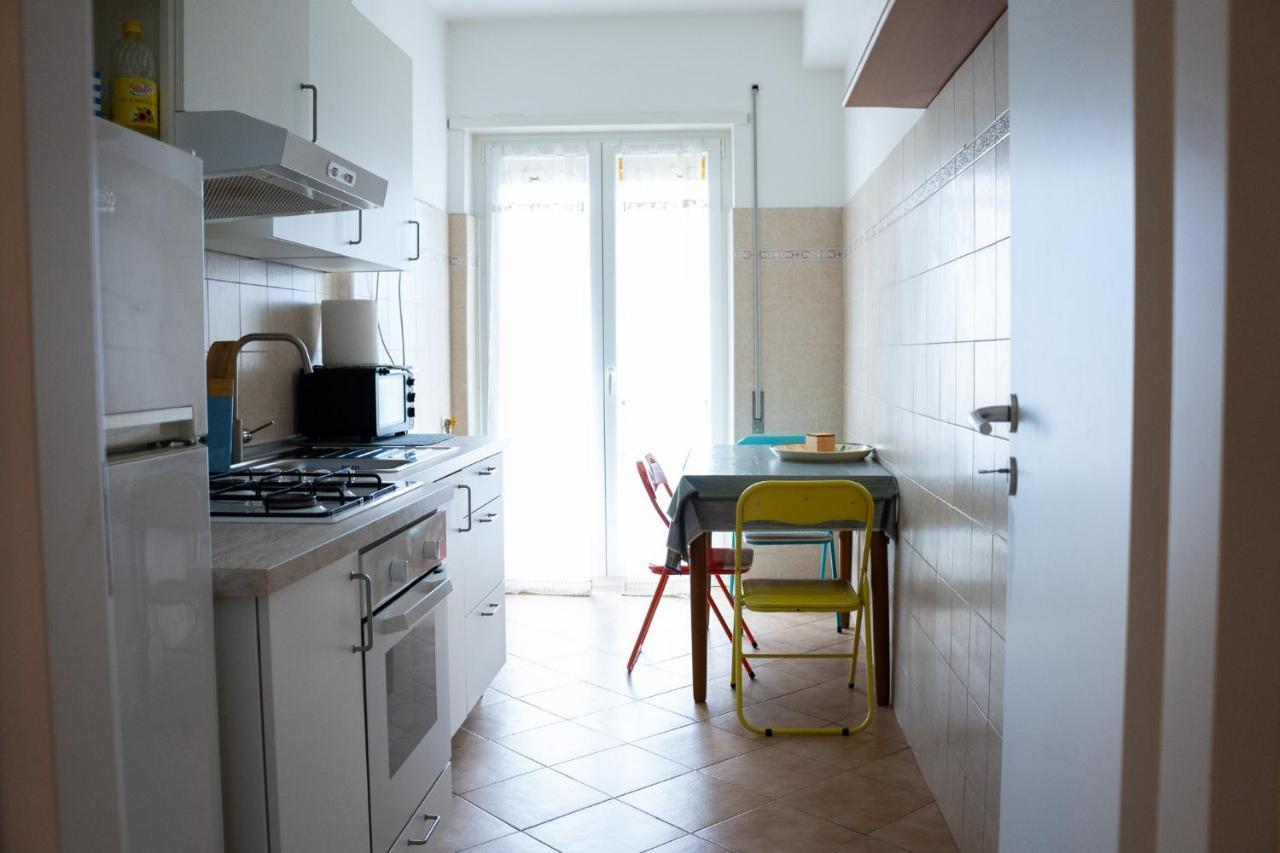 Nonna Pina Guest House Moderno Appartamento Vicino Metro AWifi,Netflix Roma Exterior foto