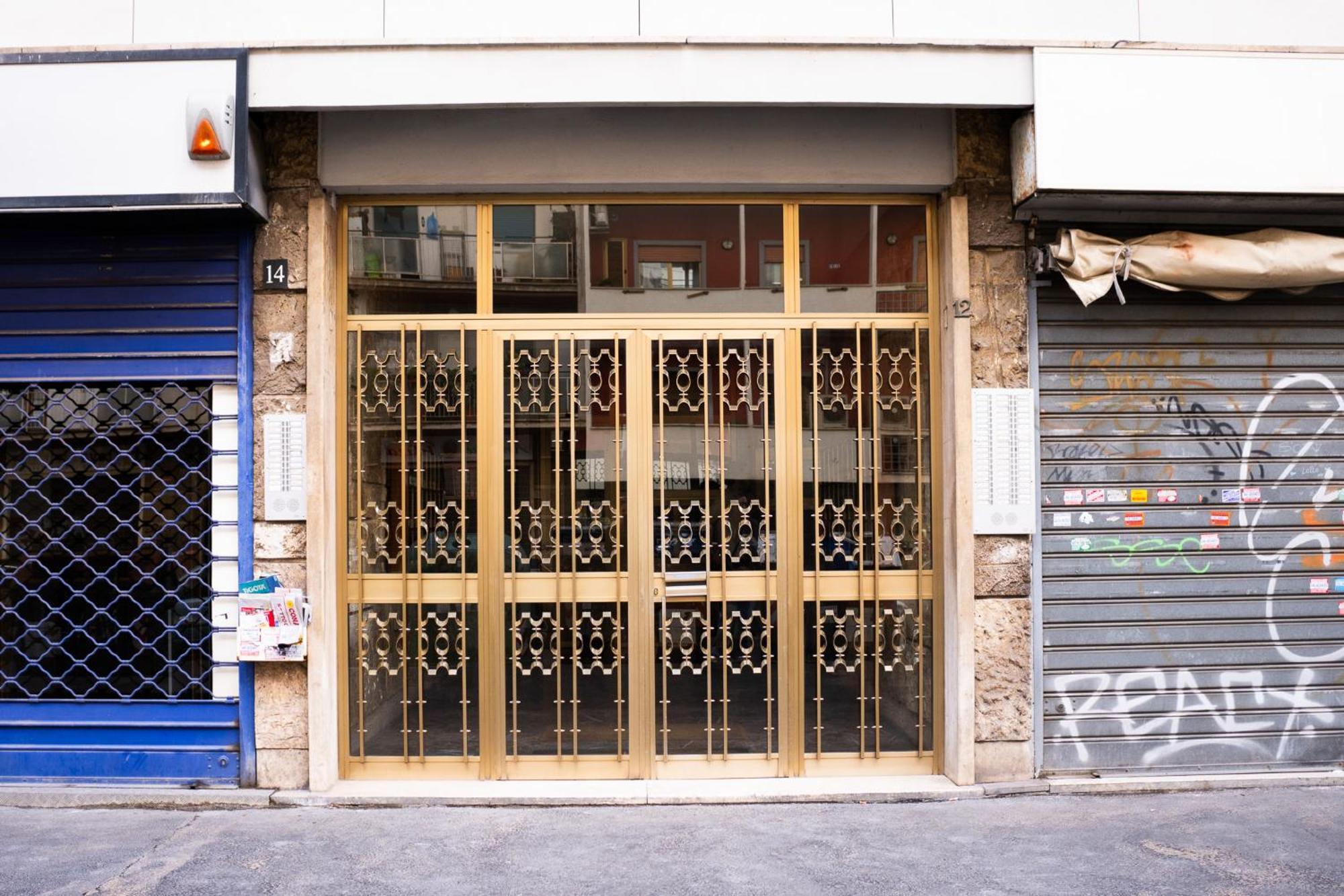 Nonna Pina Guest House Moderno Appartamento Vicino Metro AWifi,Netflix Roma Exterior foto